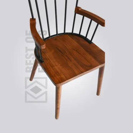 Lowa Chair