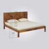 Des Wooden Bed