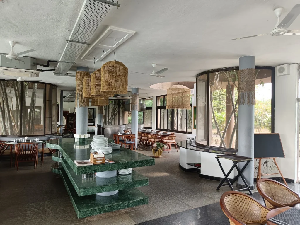 Feathers And Hampis, Karnataka