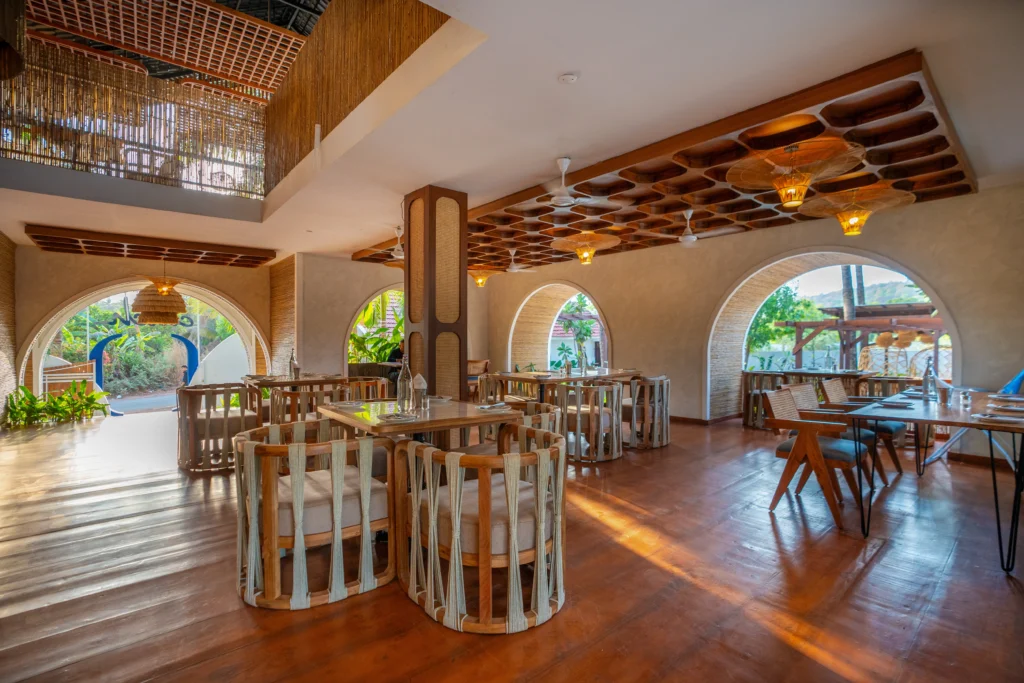 Azora, Goa